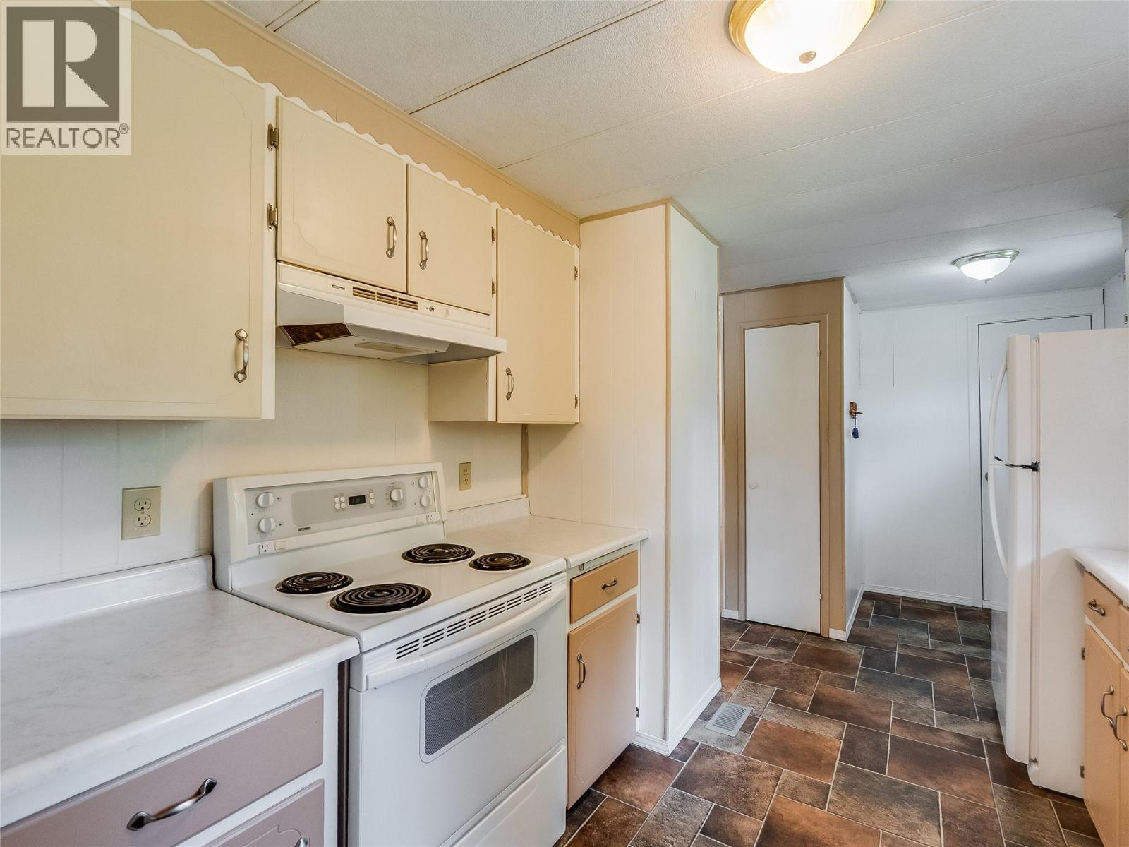 2625 6th Avenue - 16