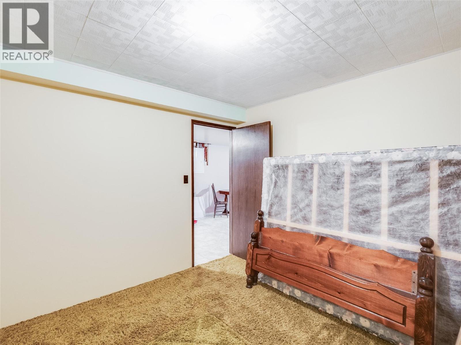 2625 6th Avenue - 36