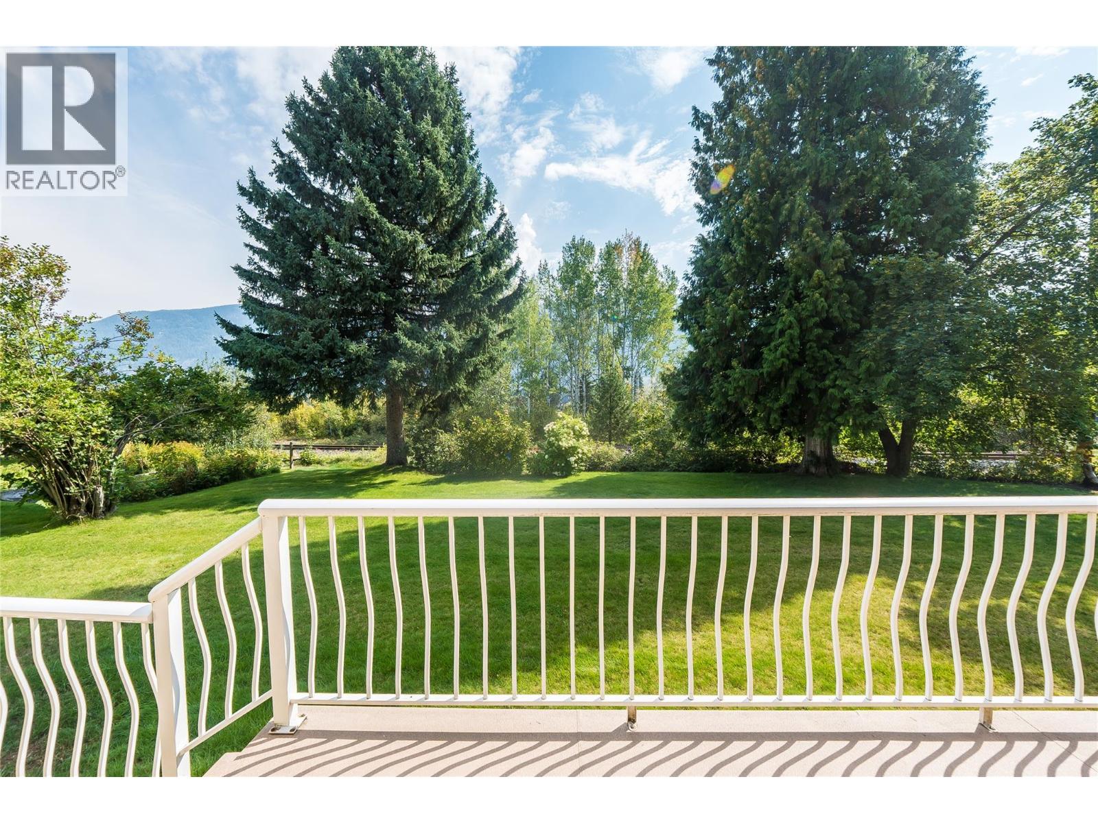 2625 6th Avenue - 48
