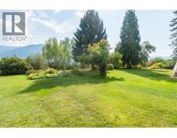 2625 6th Avenue, Castlegar, BC V1N2W3 Photo 44