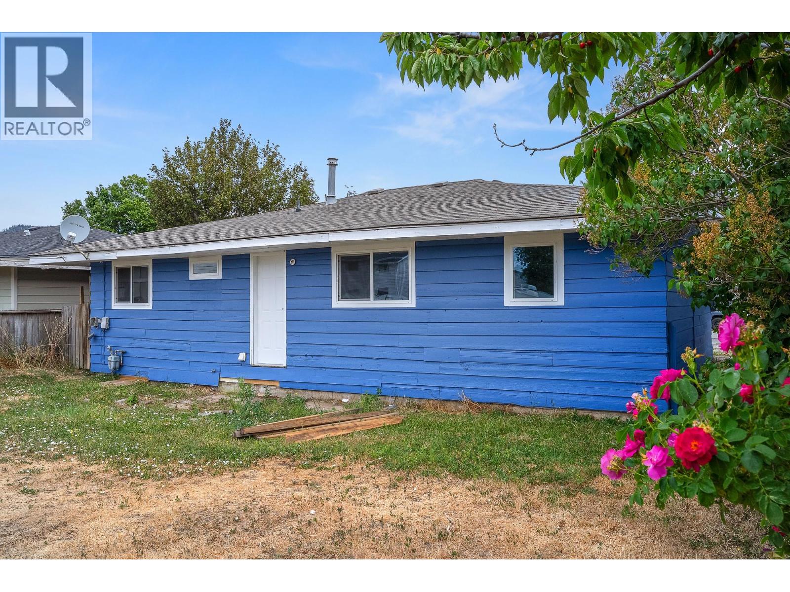 2564 Coutlee Avenue - 22