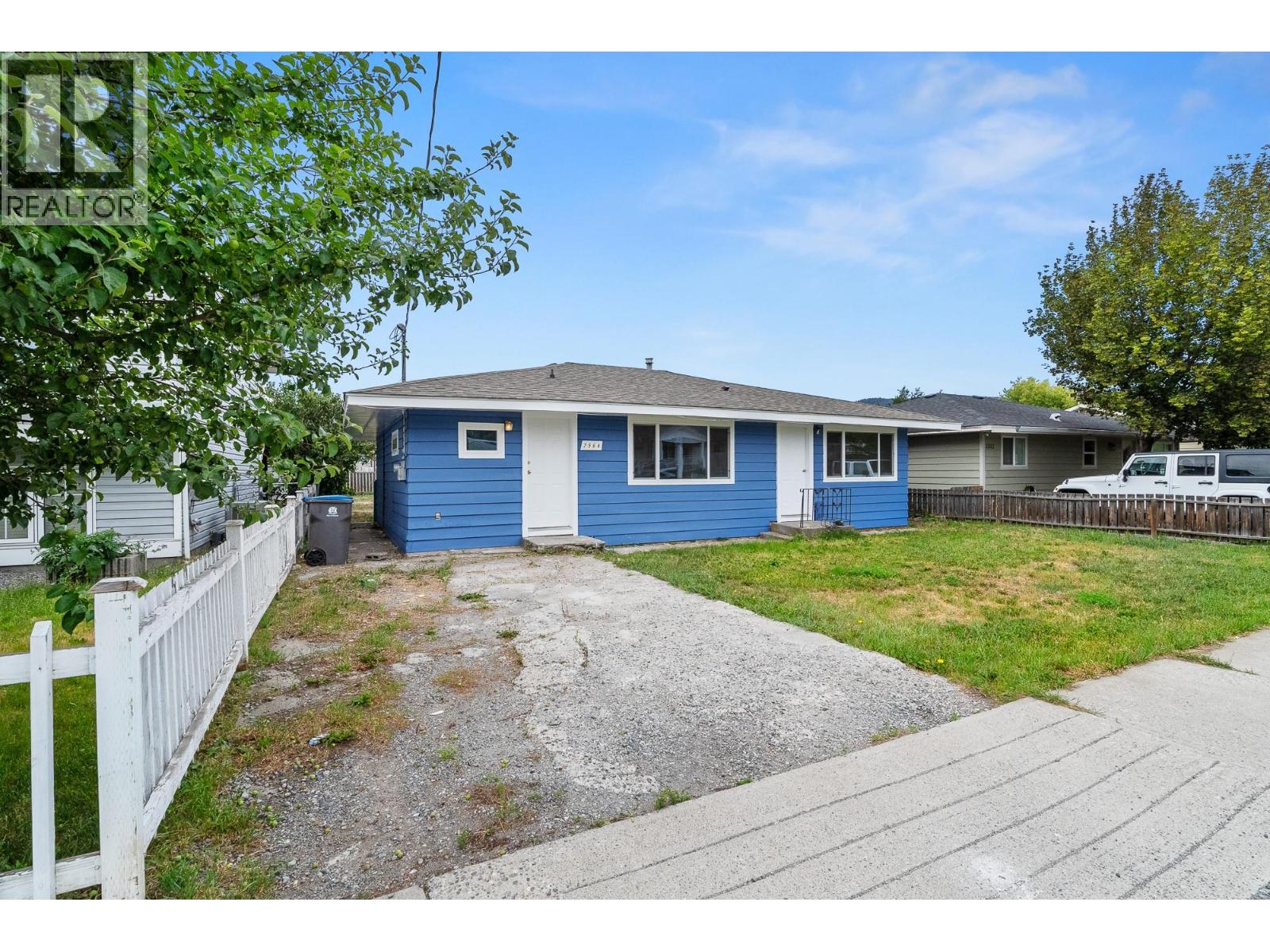 2564 Coutlee Avenue - 21
