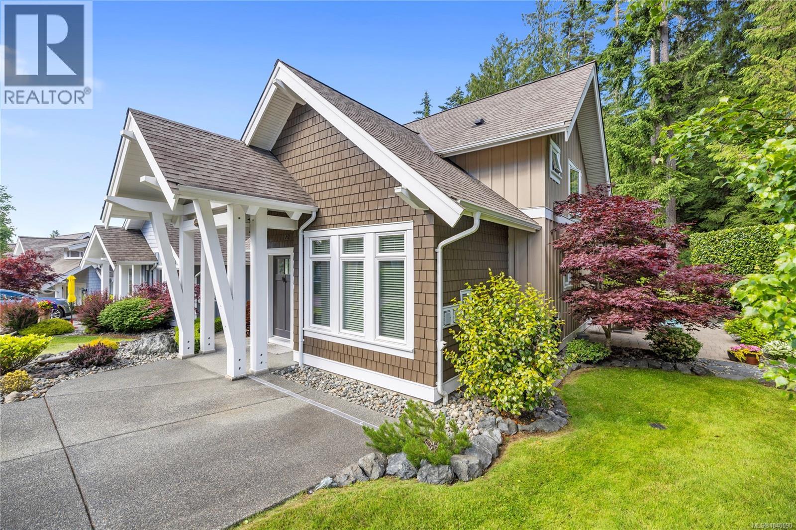 #62 5251 Island Hwy W - 46