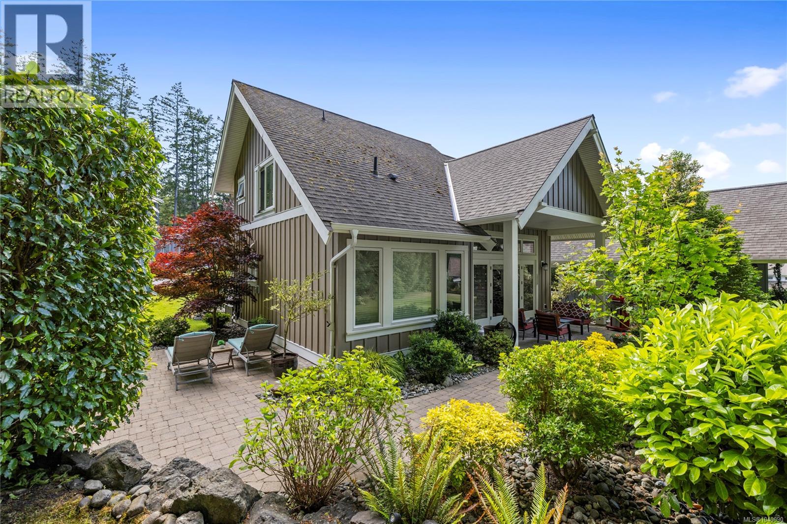 #62 5251 Island Hwy W - 51