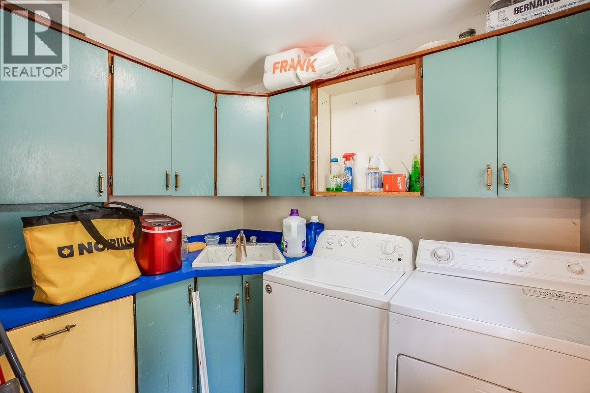 4408 Slocan River Road - 21