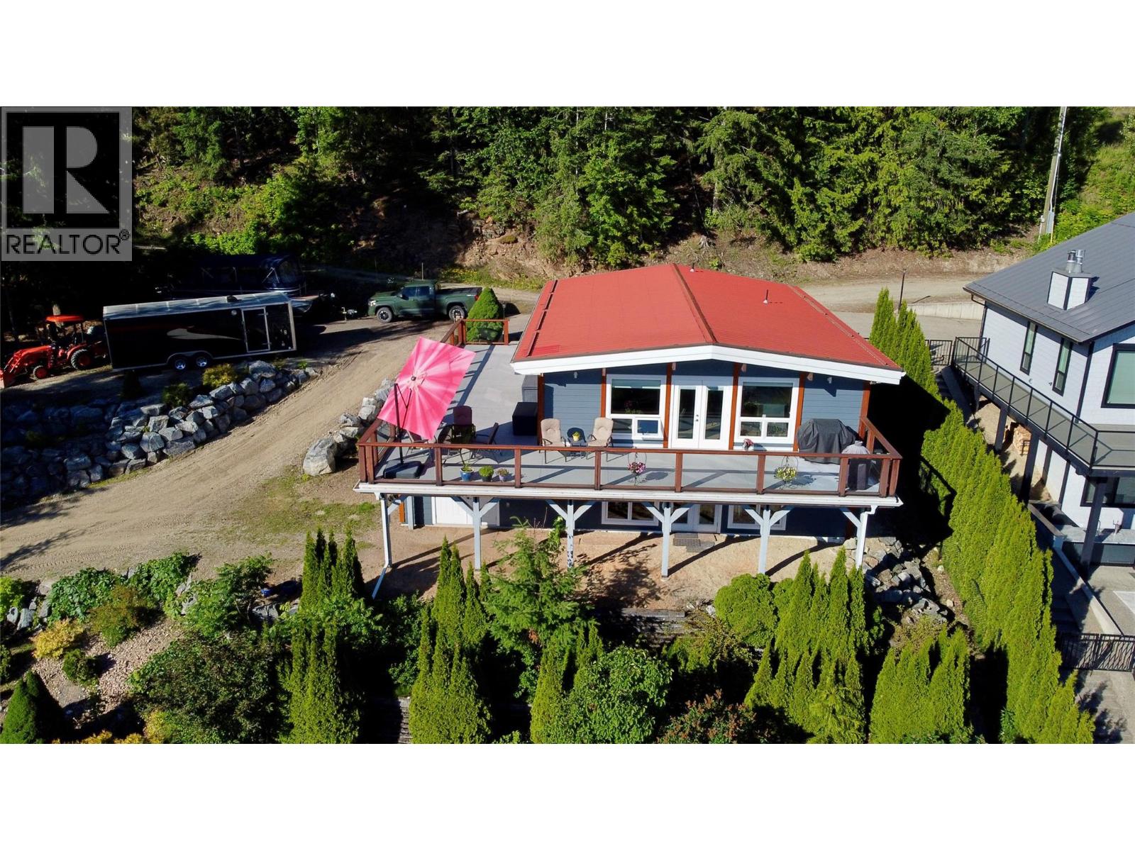  417 Old Spallumcheen Road, Sicamous