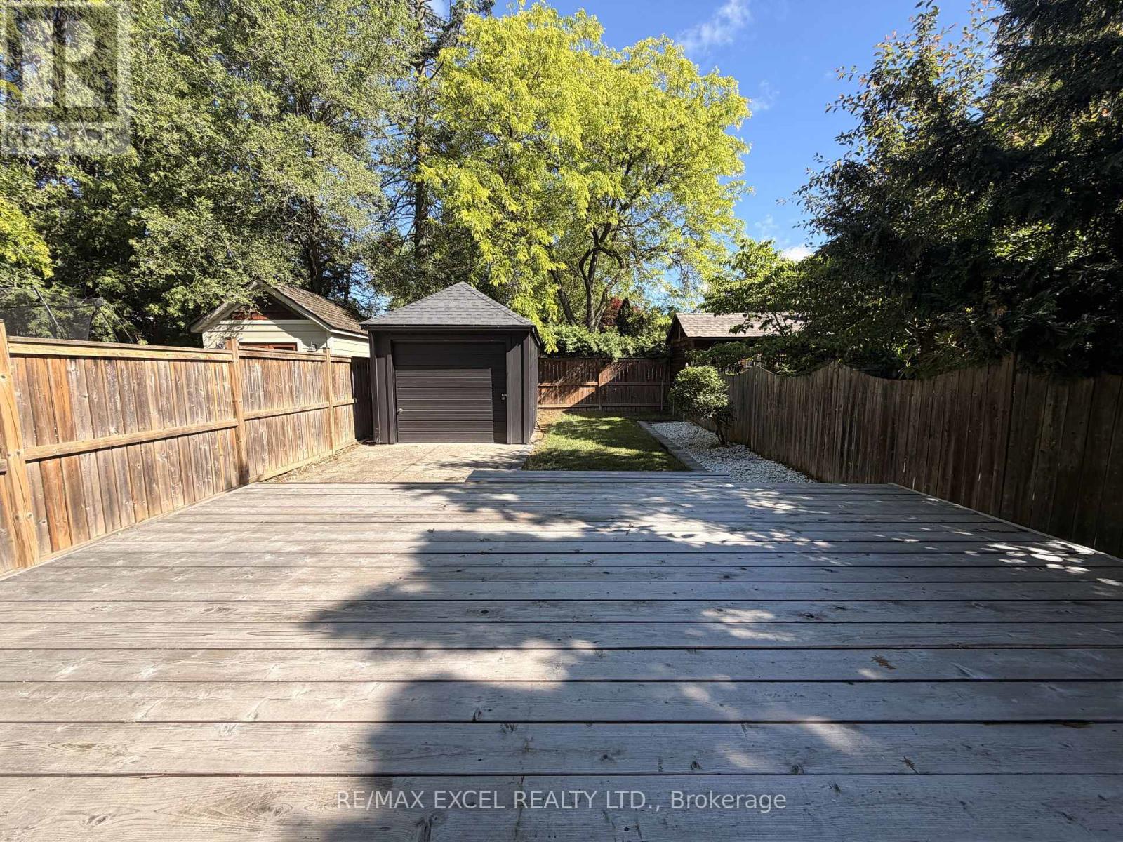 34 RAYMOND AVENUE - 36