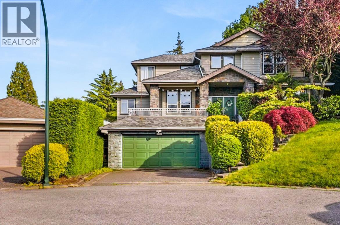 330 ROSEHILL WYND