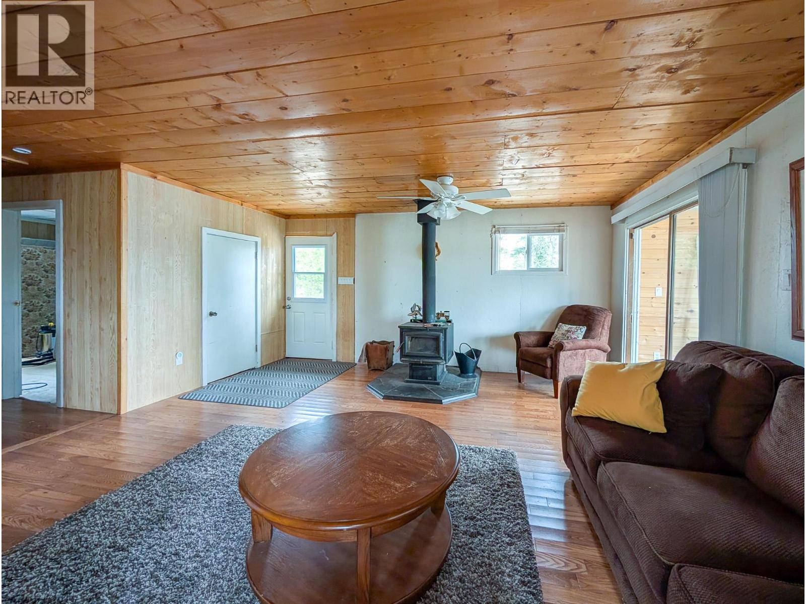 52470 LLOYD DRIVE - 30