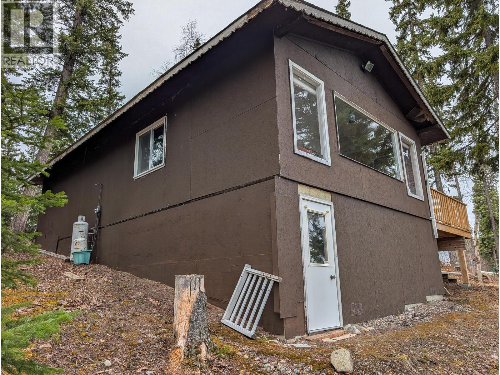 52470 LLOYD DRIVE - 21