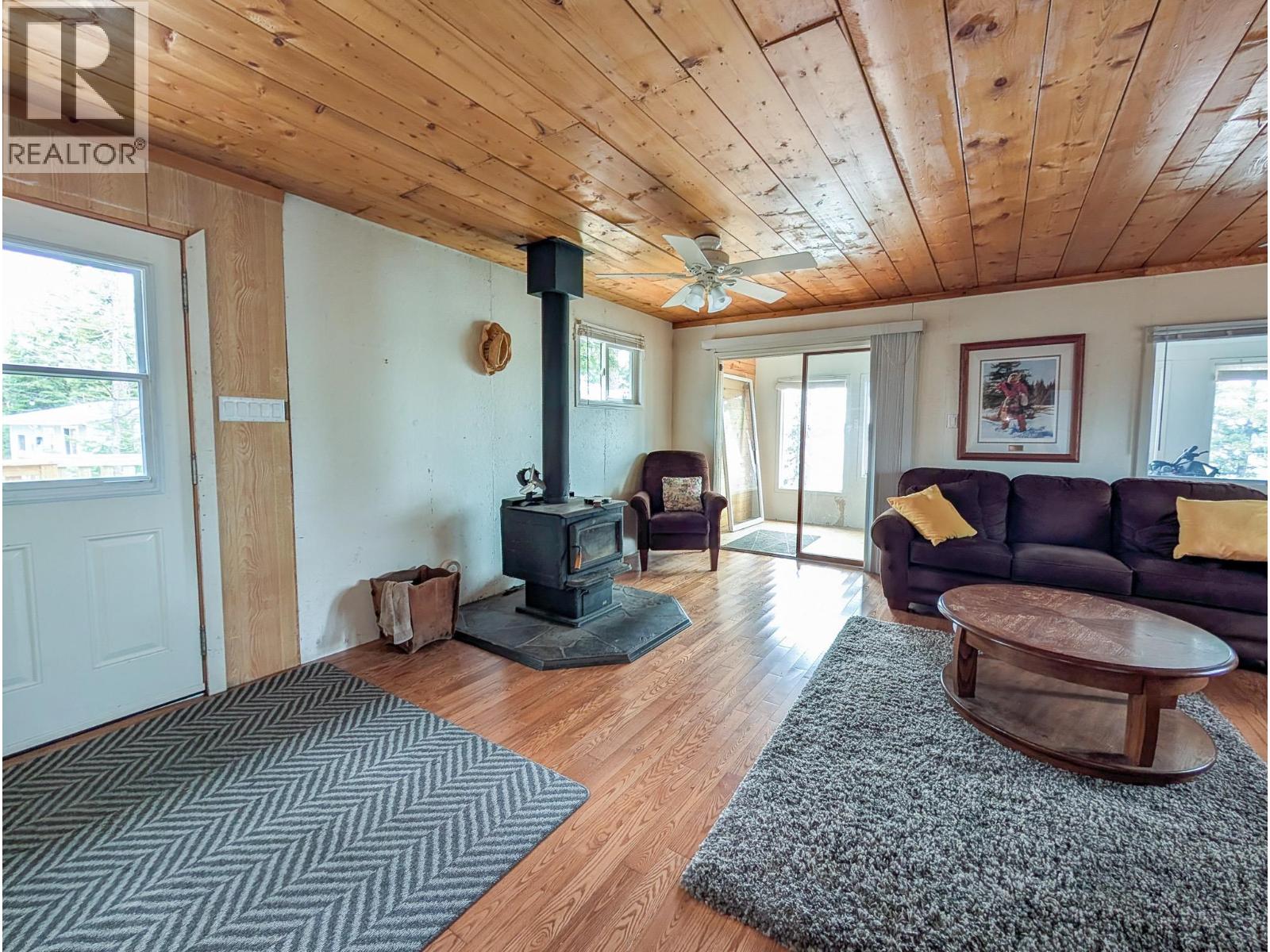 52470 LLOYD DRIVE - Image 26