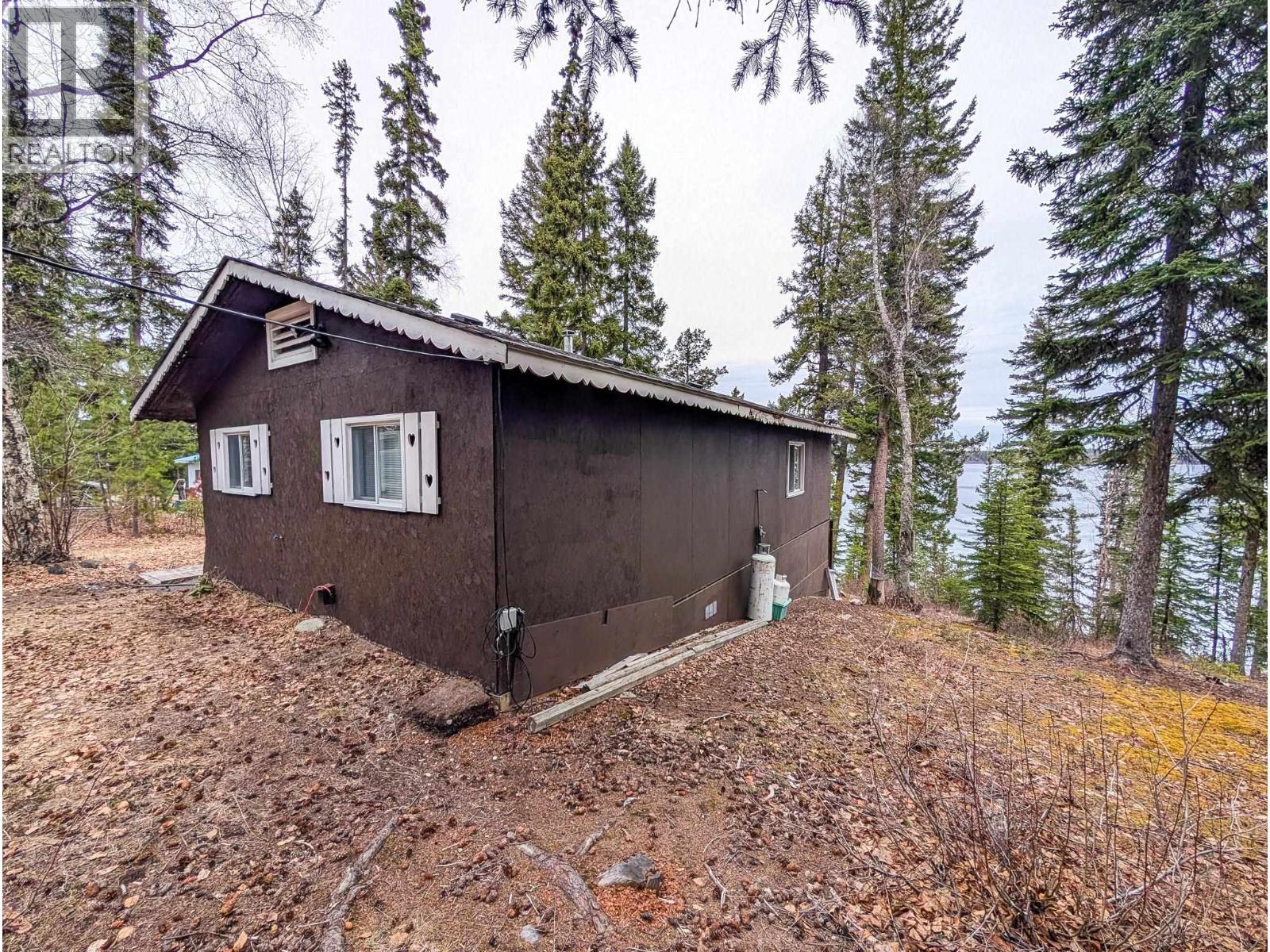 52470 LLOYD DRIVE - Image 20