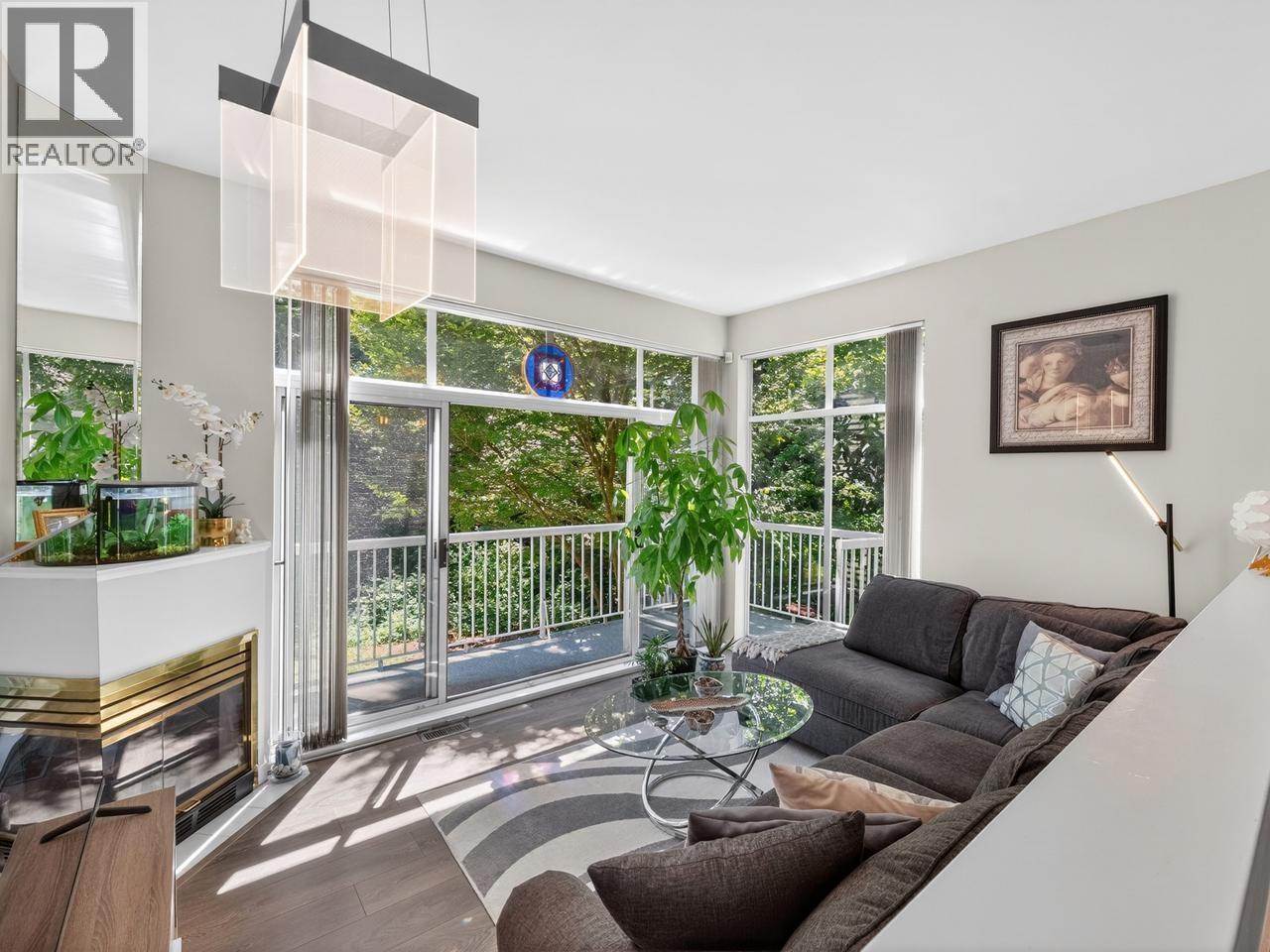 3360 COBBLESTONE AVENUE, Vancouver