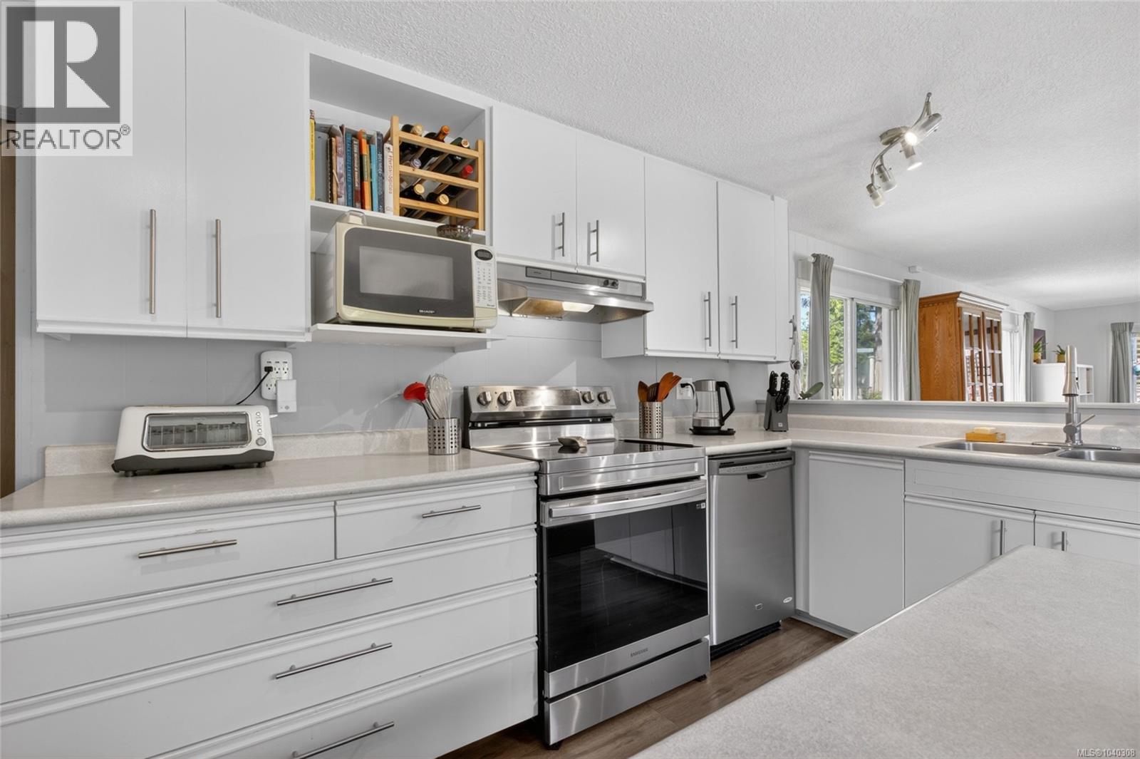 2361 Fowler Rd - 17