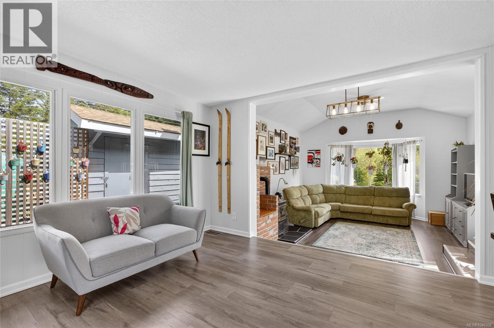 2361 Fowler Rd - 24