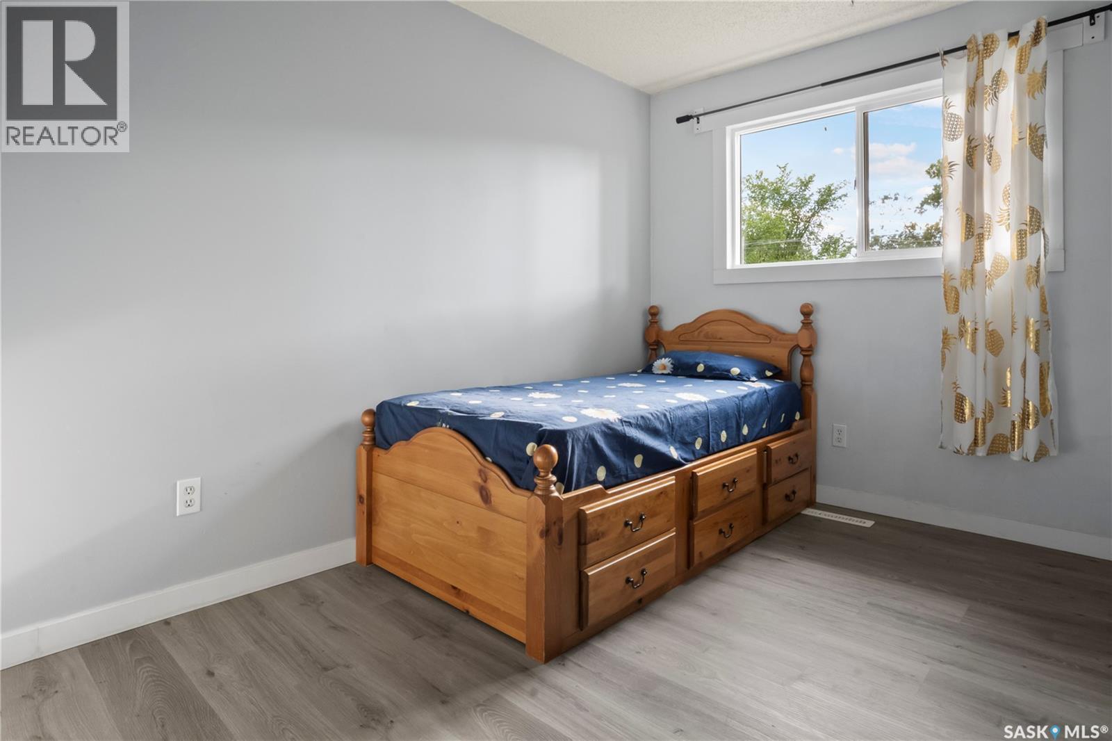 664 Retallack STREET - 15
