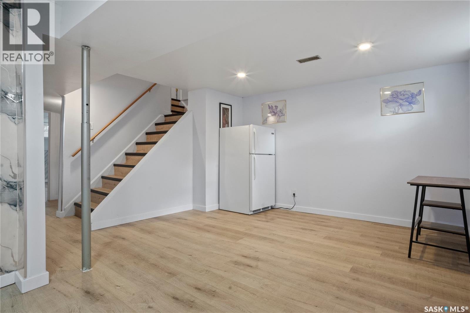 664 Retallack STREET - 20