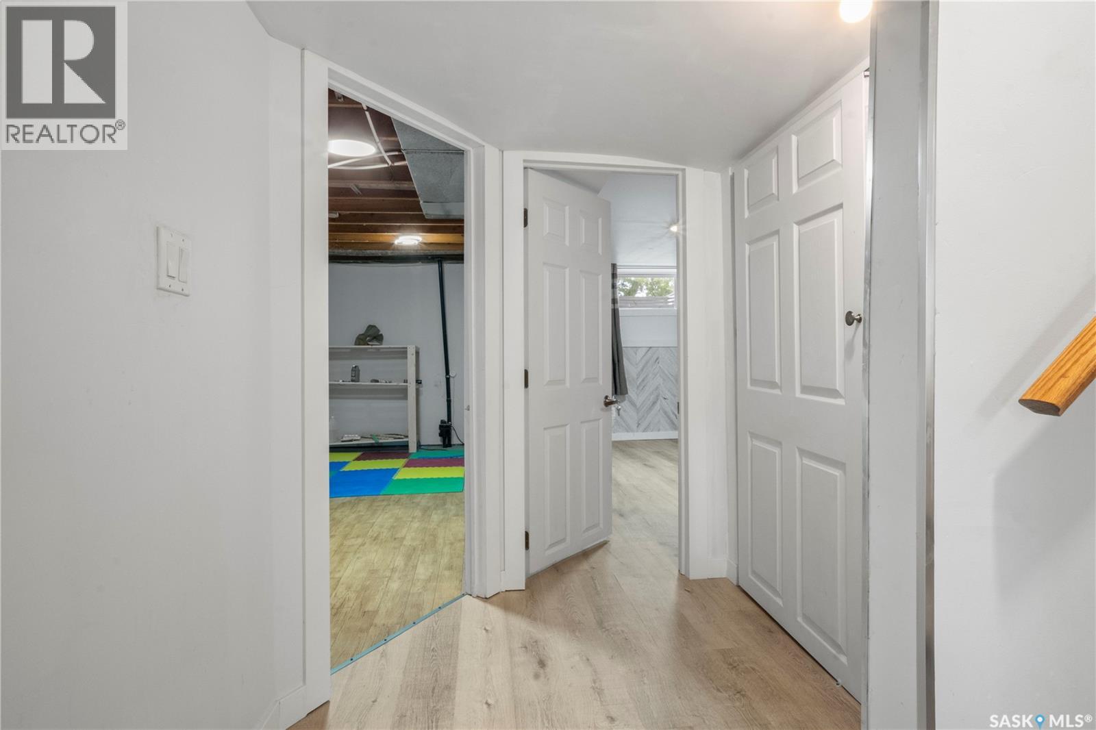 664 Retallack STREET - 21