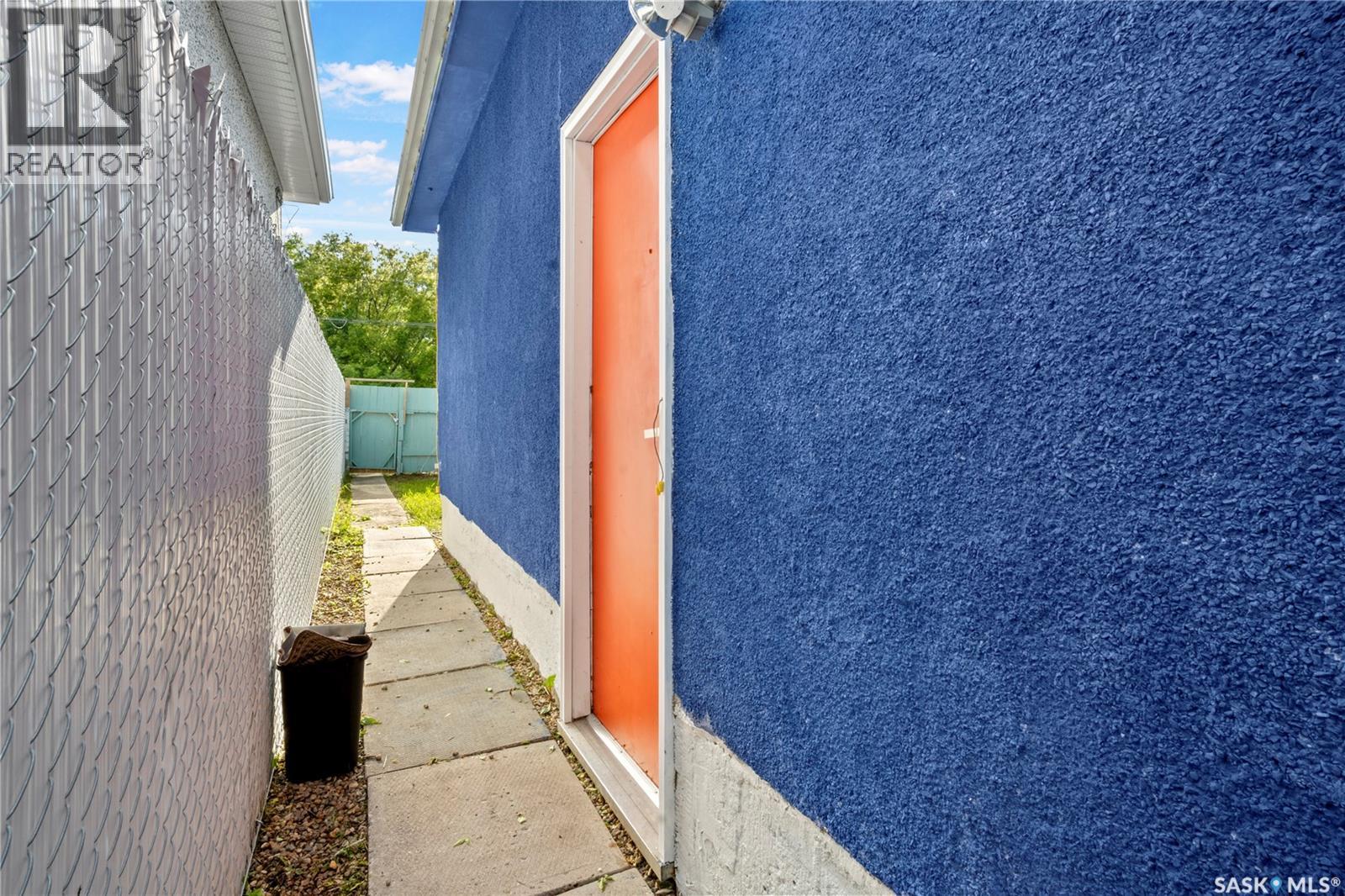 664 Retallack STREET - 27