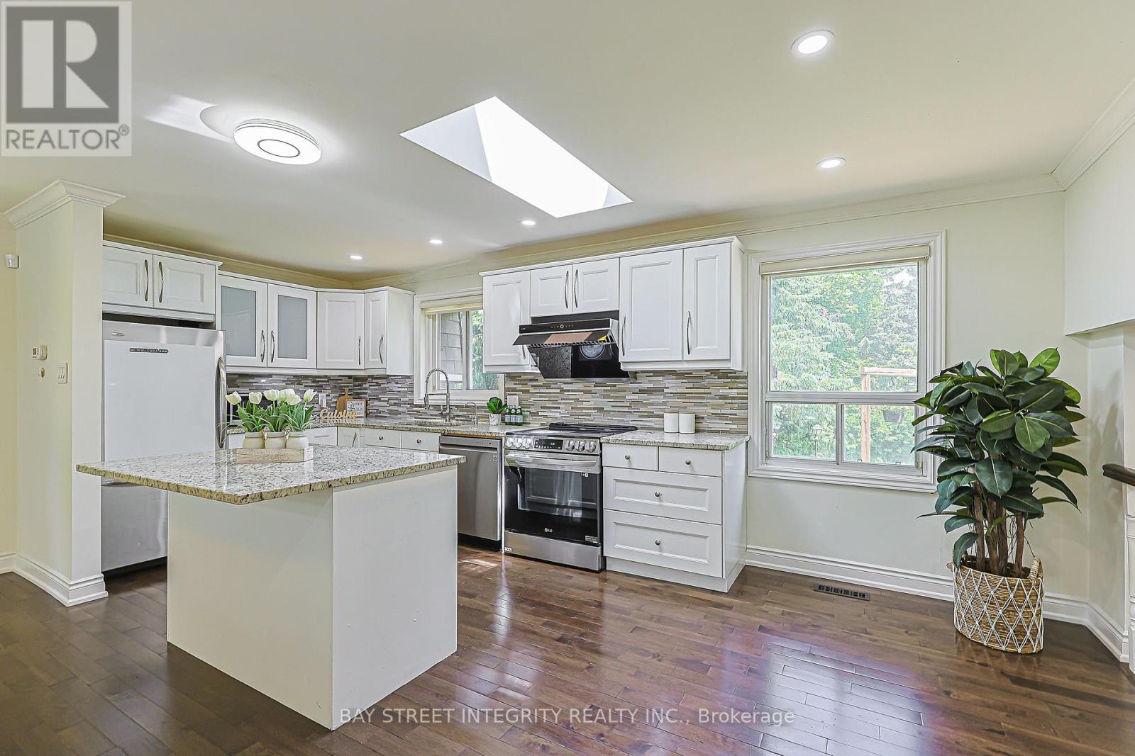 81 DAWN HILL TRAIL - 15