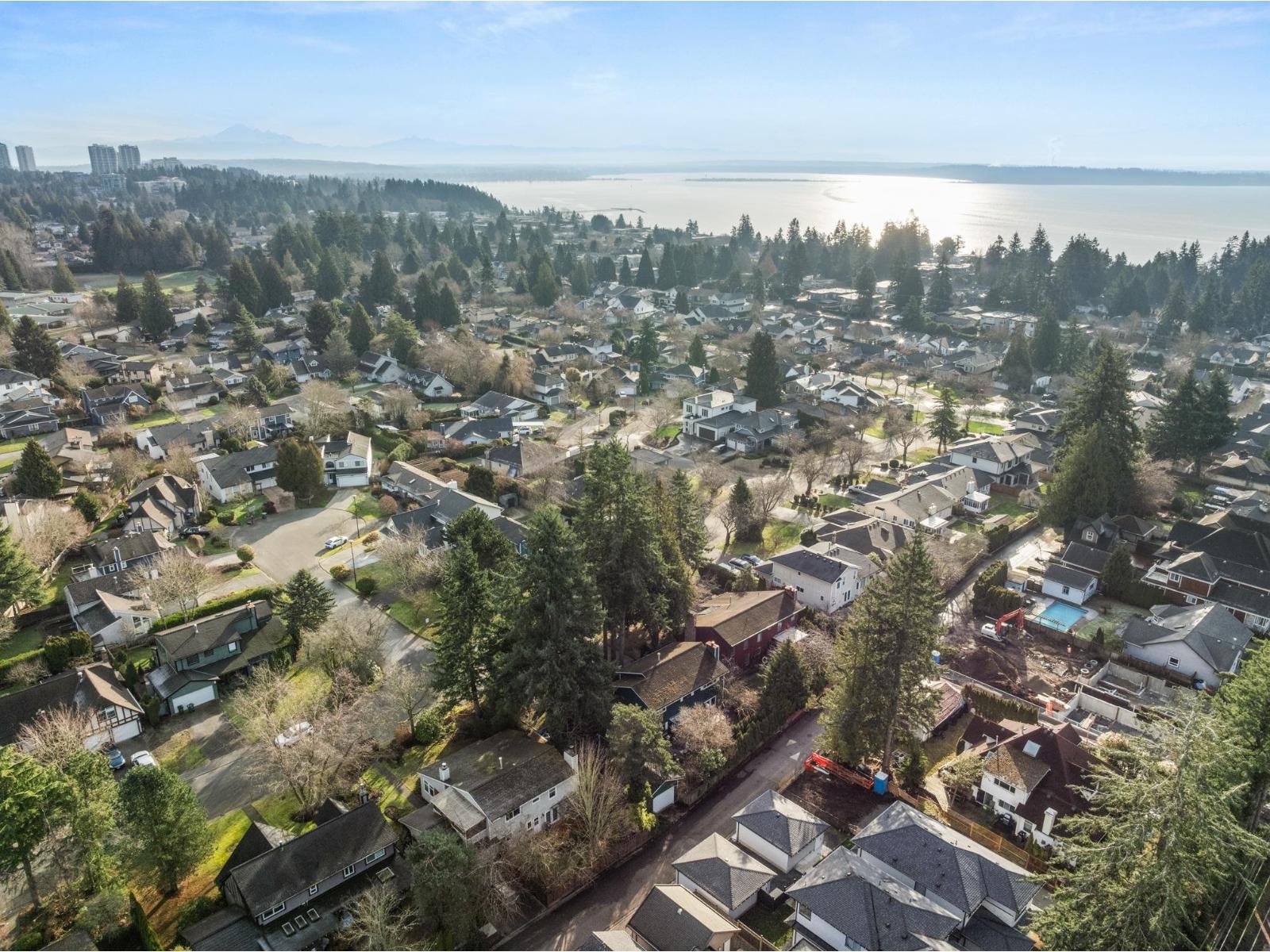 1761 140A STREET, Surrey