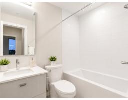502 10838 Whalley Boulevard, Surrey, BC V3R0G8 Photo 10
