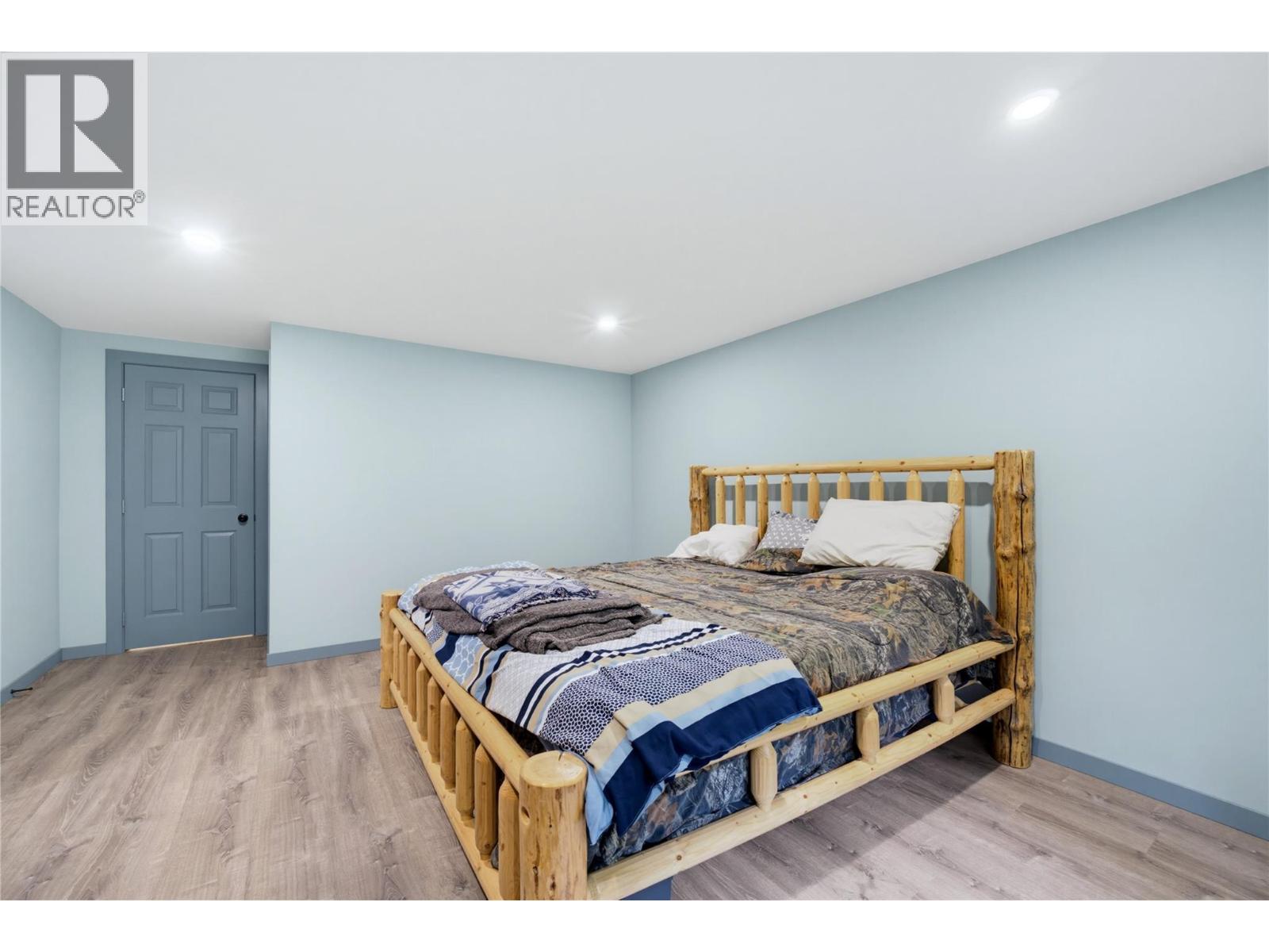  1989 Bundus Road, Sicamous