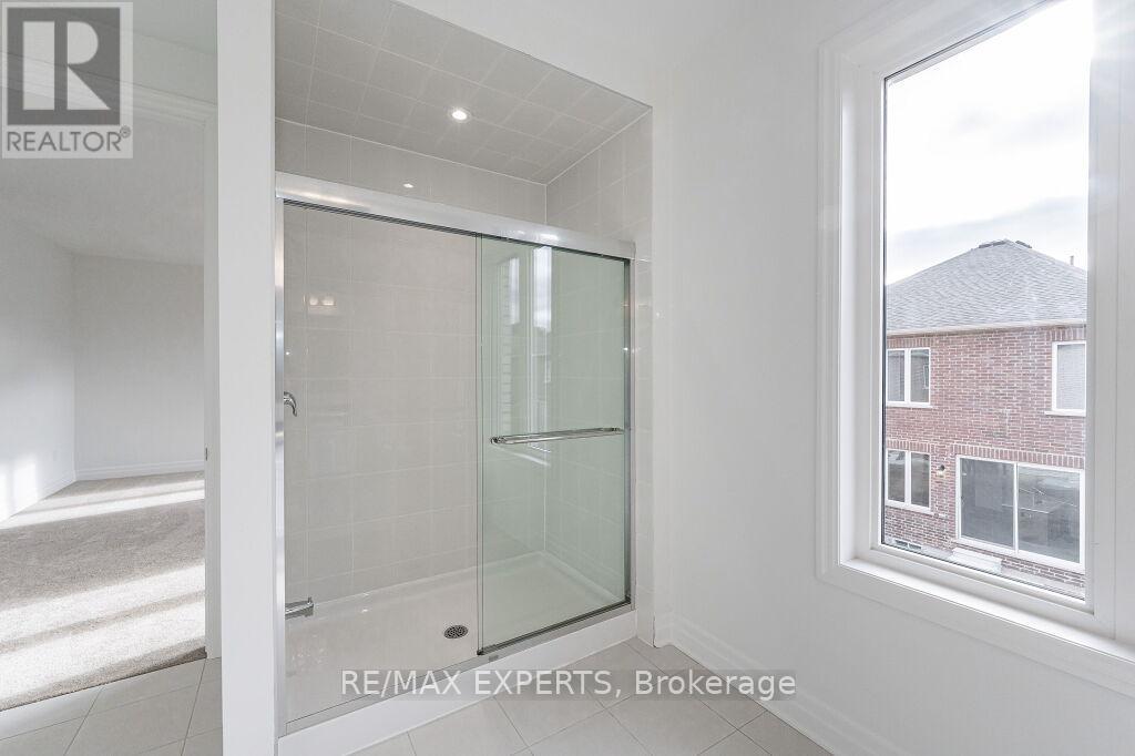 177 ROSENBERG WAY - 32