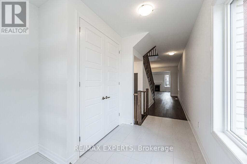 177 ROSENBERG WAY - 4