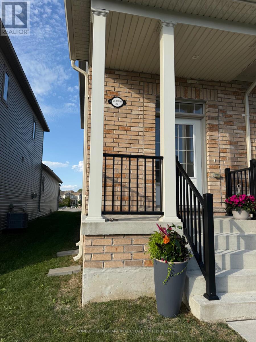 #1 220 FARLEY ROAD - 4