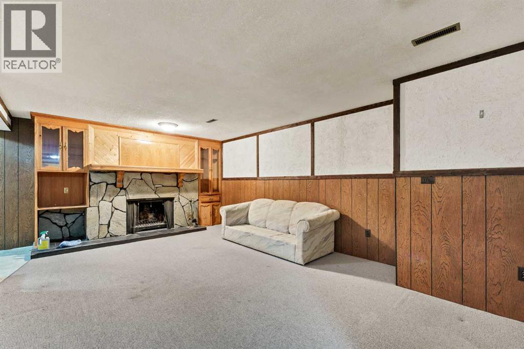 73 Mitchell Crescent NW — photo 23