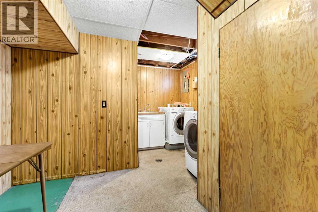 73 Mitchell Crescent NW — photo 28