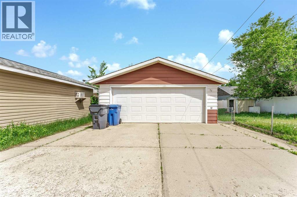 73 Mitchell Crescent NW — photo 36