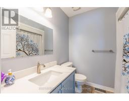 Bathroom - 9 Boyd Crescent, Oro Medonte, ON L0K1N0 Photo 13