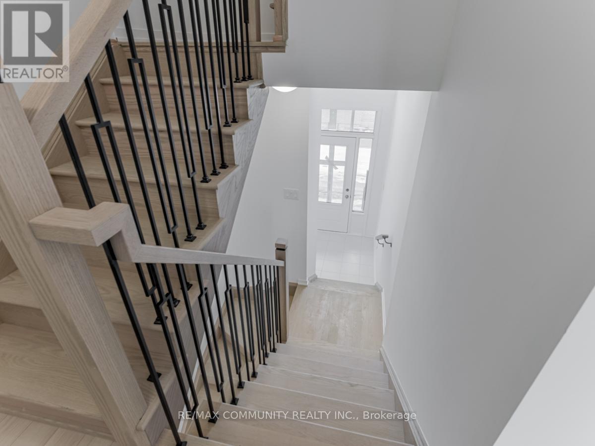 799 HEATHROW PATH - 14