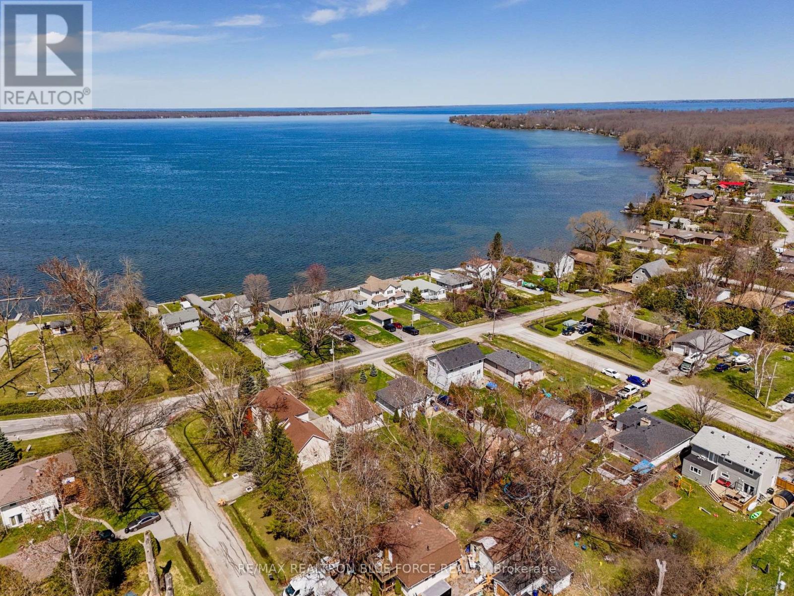 57 LAKESHORE ROAD - 32