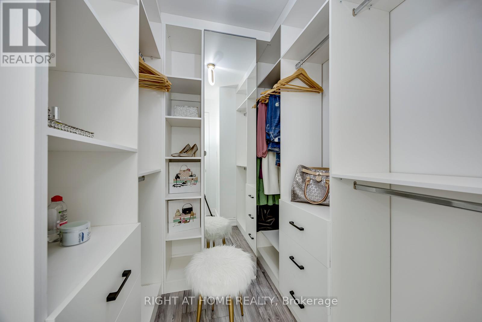 1451 TOBYN DRIVE - 32