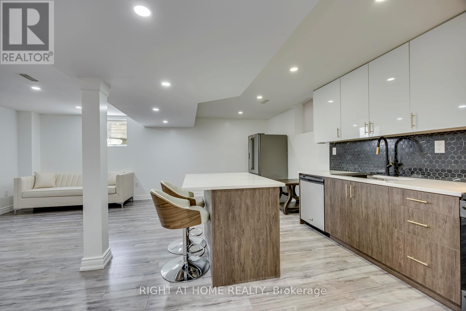 1451 TOBYN DRIVE - 41