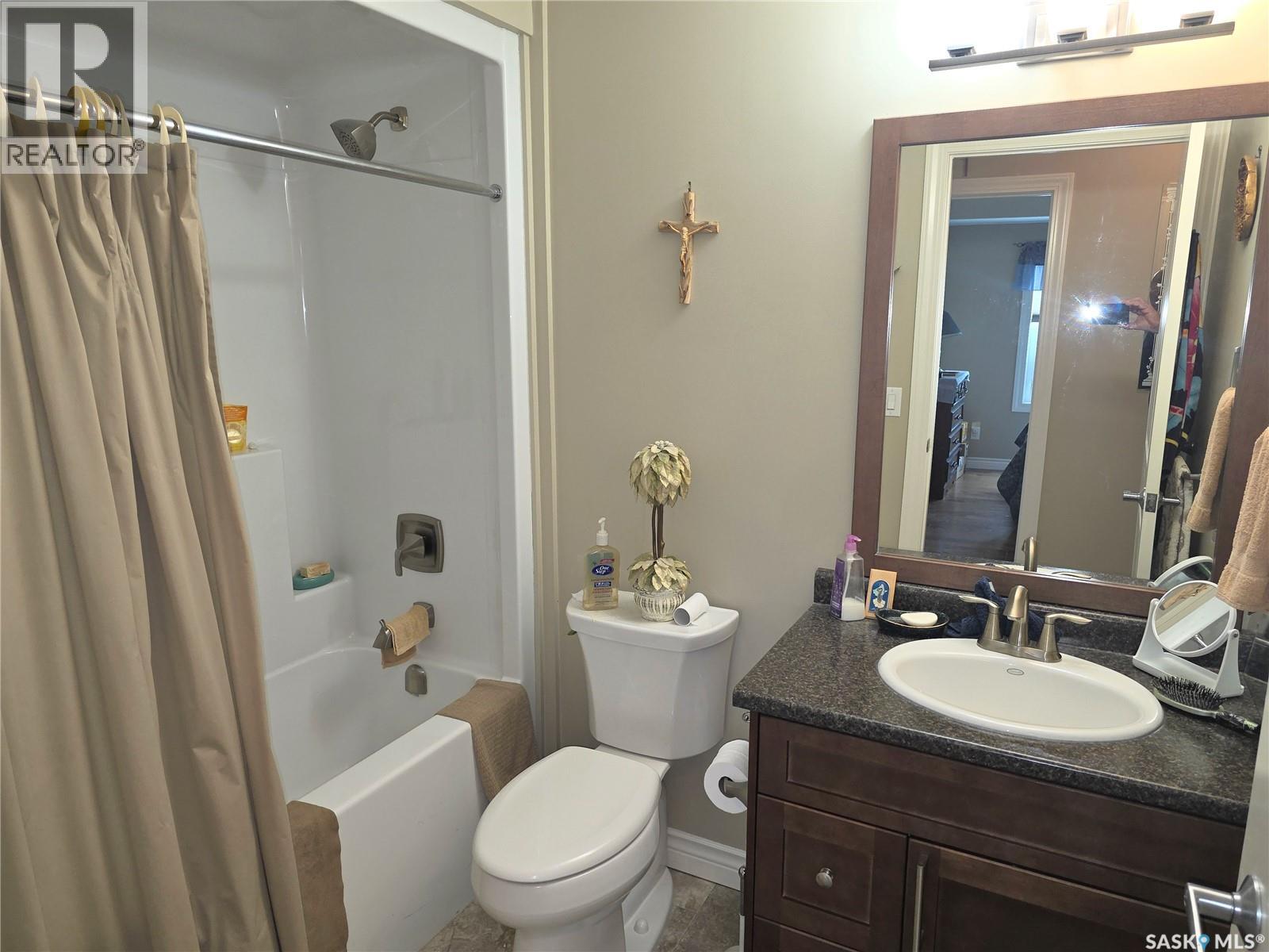 203 510 4th AVENUE — photo 15
