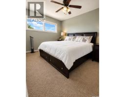915 Maple Drive, Esterhazy, SK S0A0X0 Photo 14