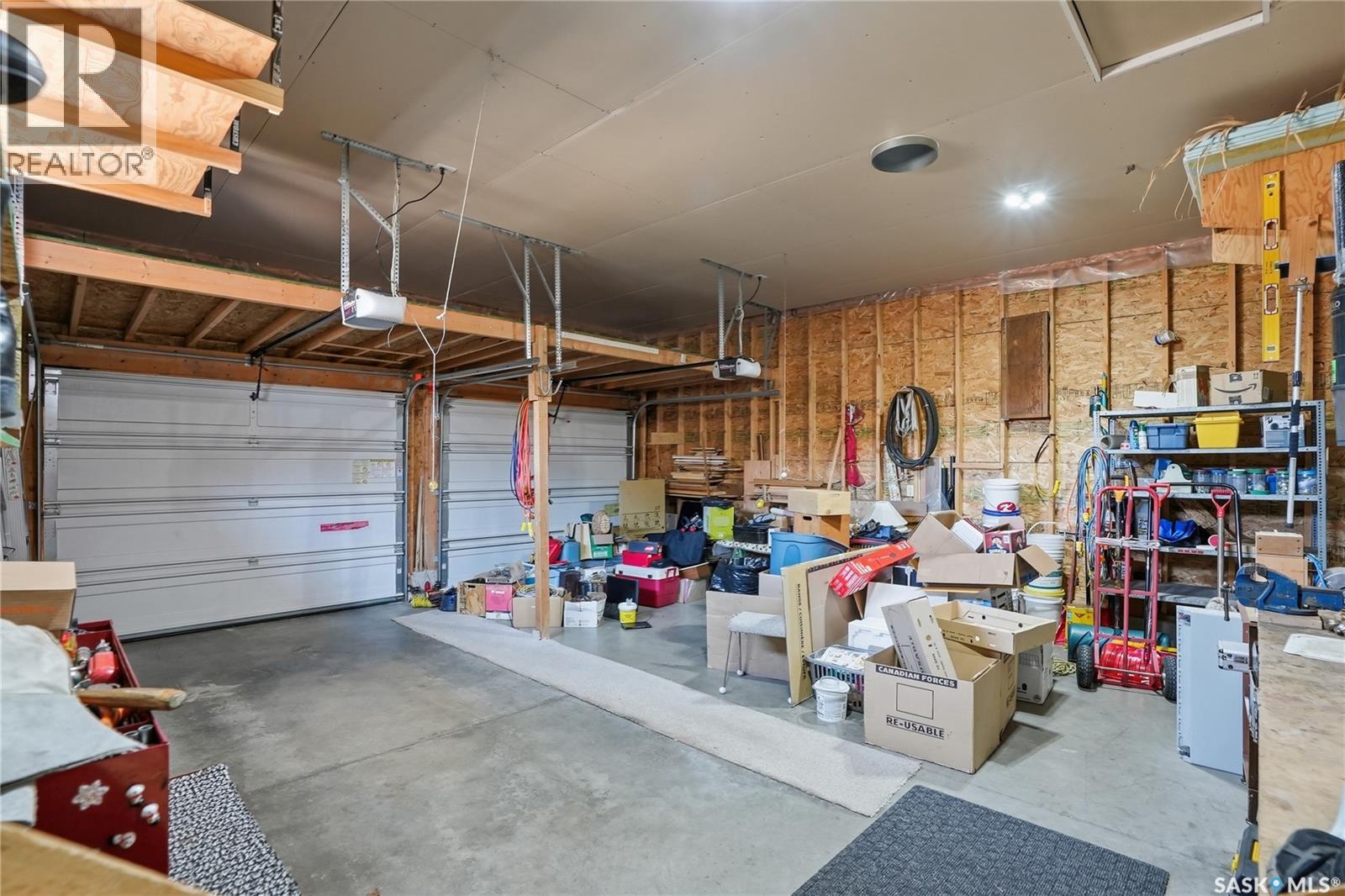 511 Pobran CRESCENT — photo 45