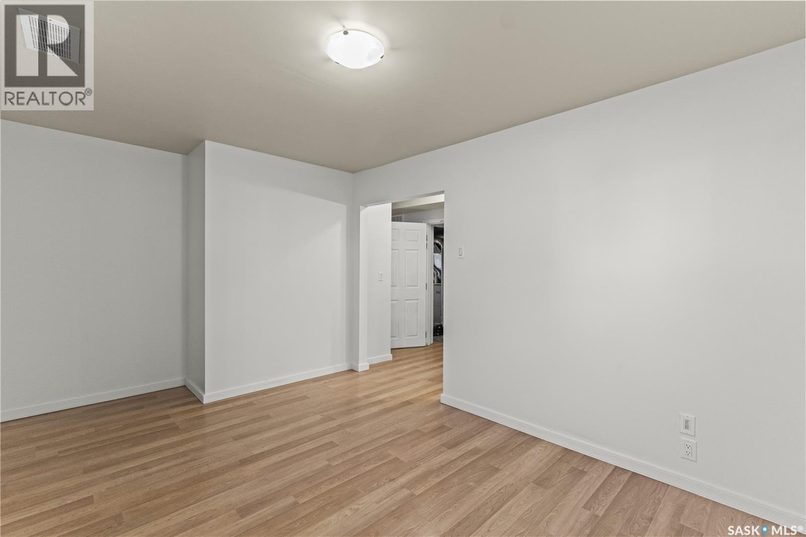 325 V AVENUE S - 12