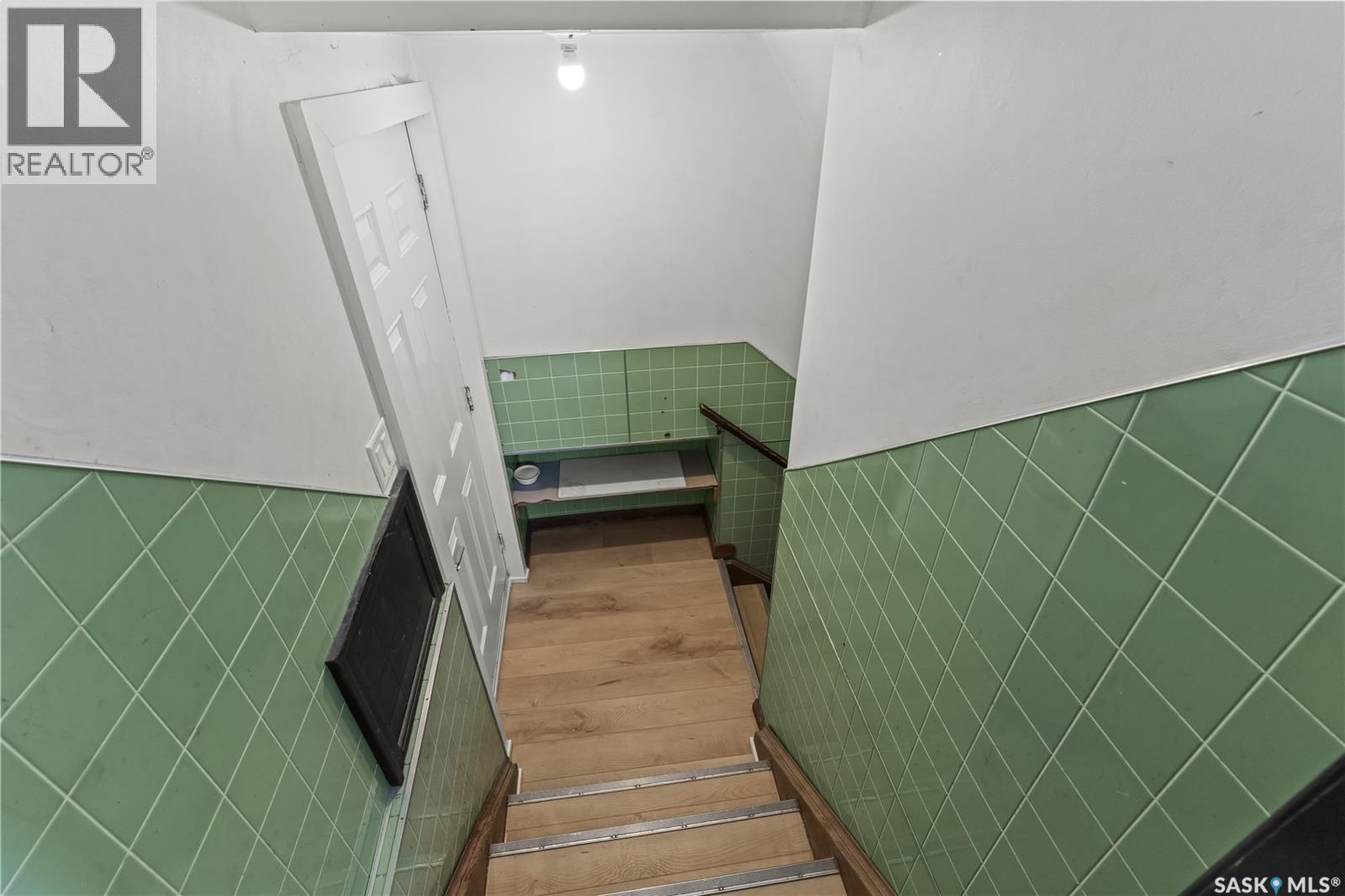 325 V AVENUE S - 15