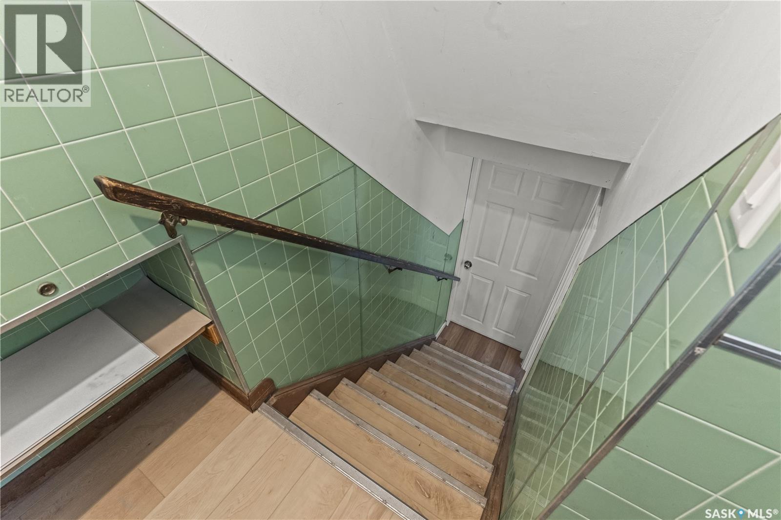 325 V AVENUE S - 16