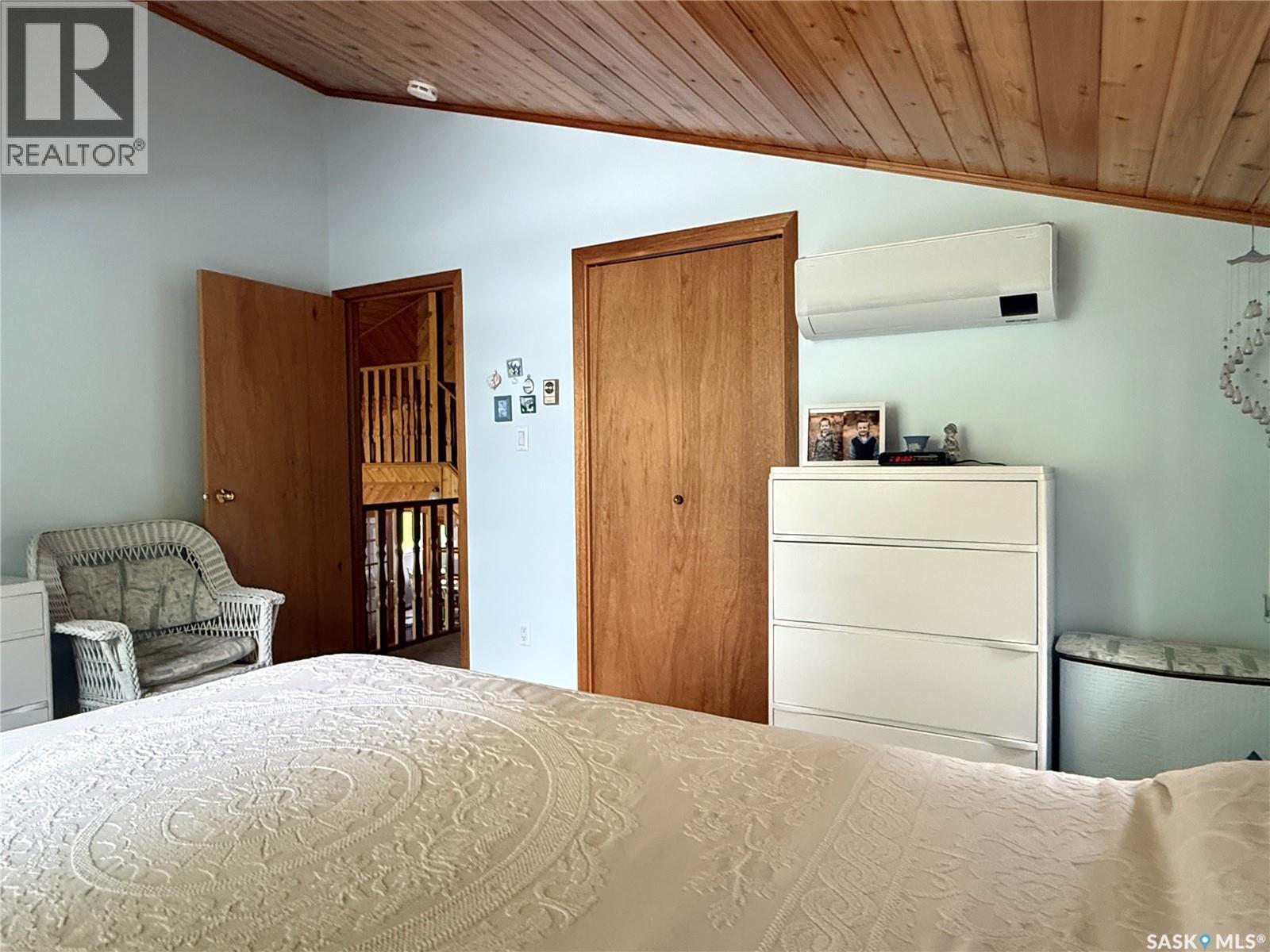 10/12 Lakeview LANE - 24