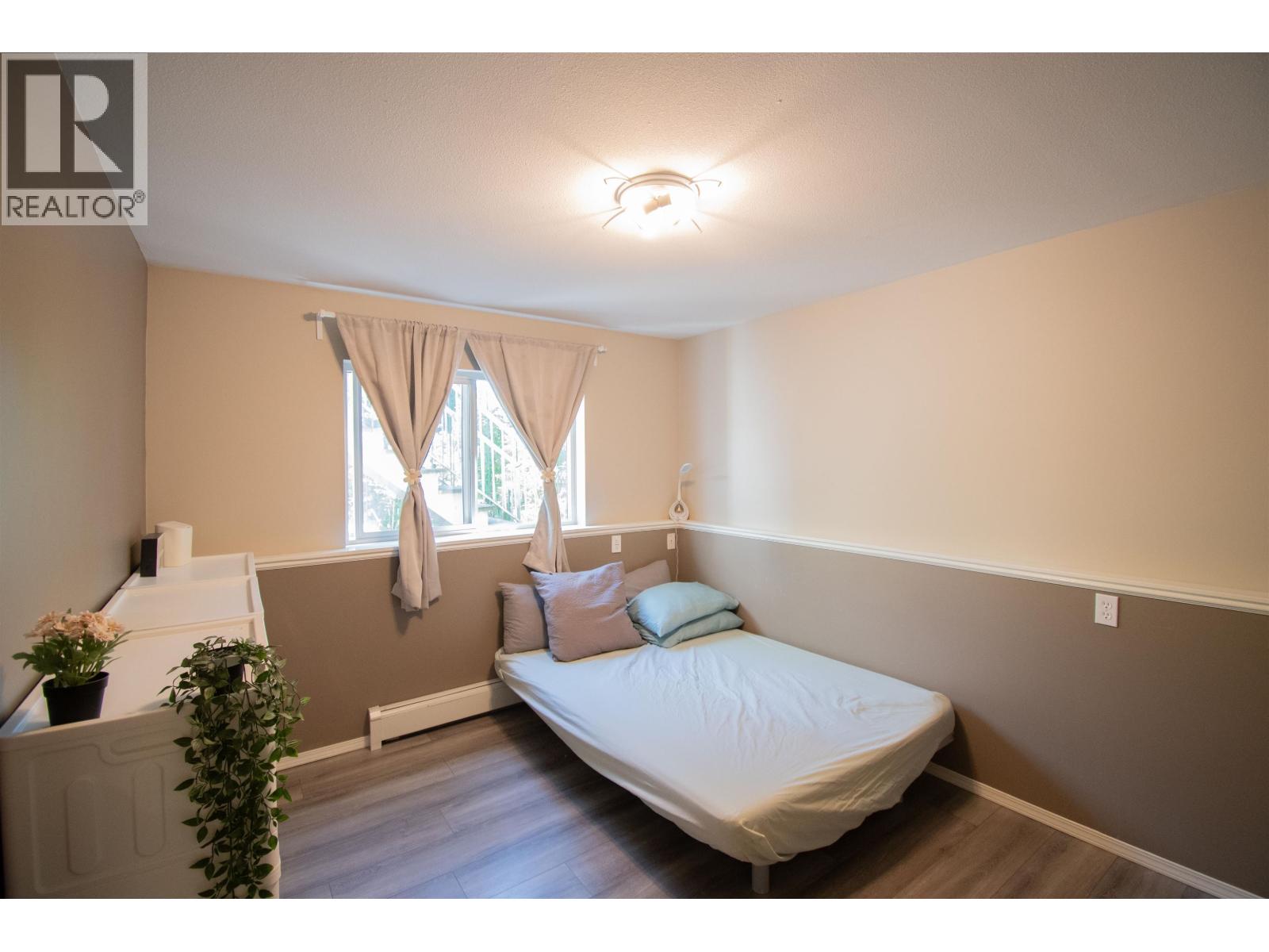7546 12TH AVENUE, Burnaby