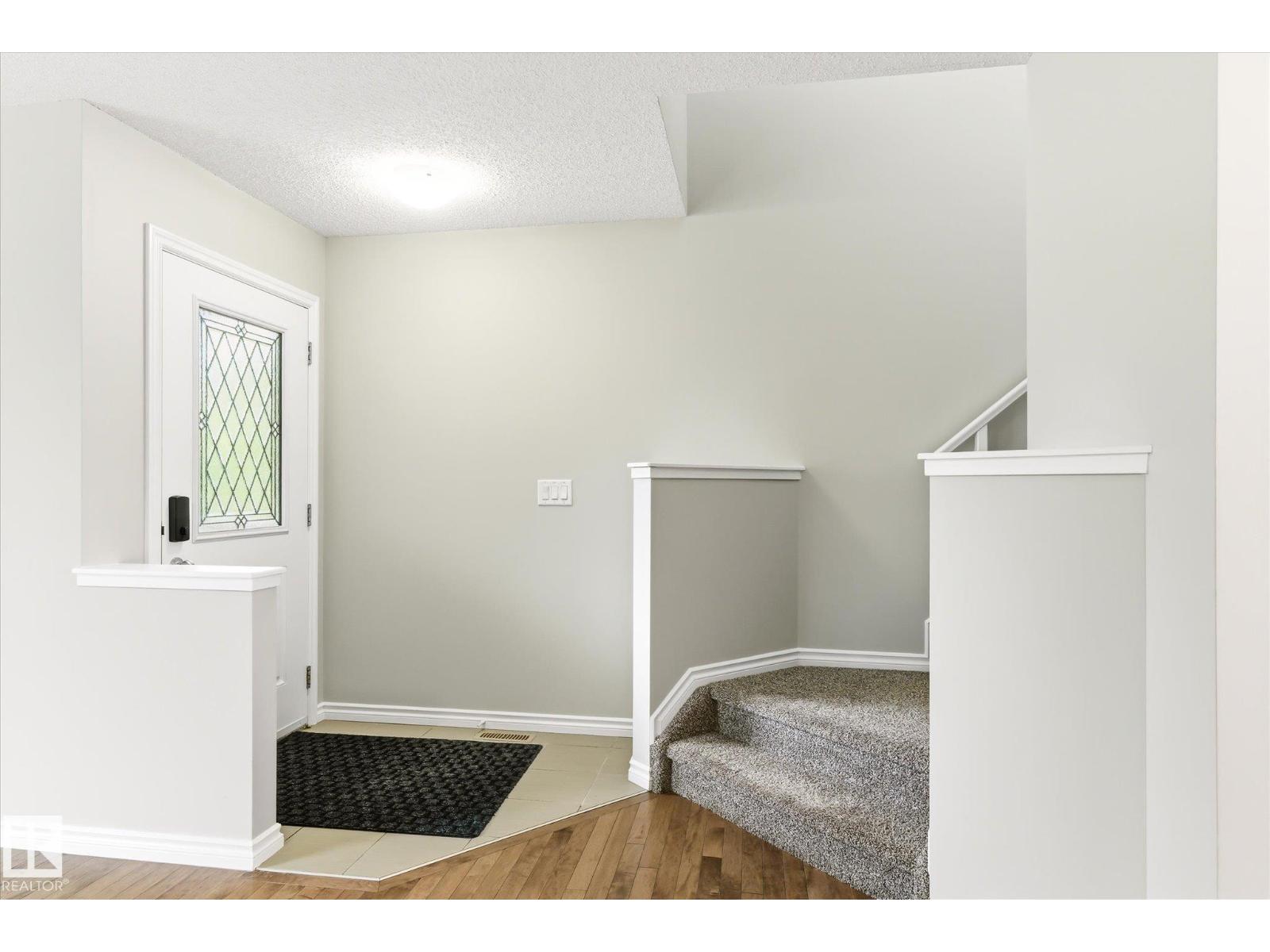 9039 219 ST NW - 20