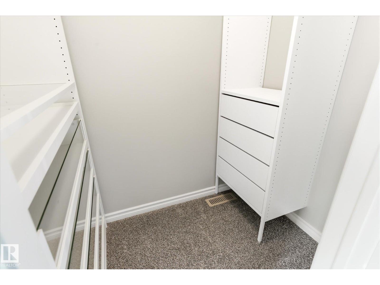 9039 219 ST NW - 26