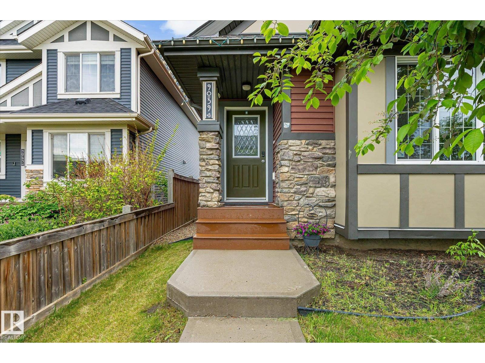 9039 219 ST NW - 5