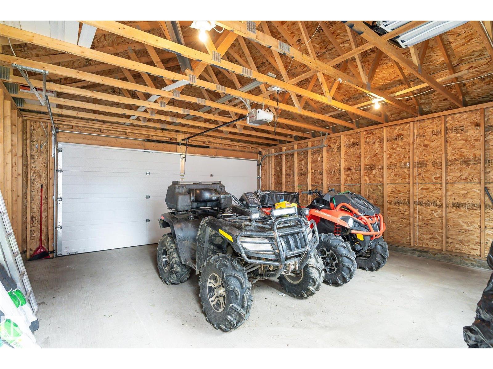 9039 219 ST NW - 47